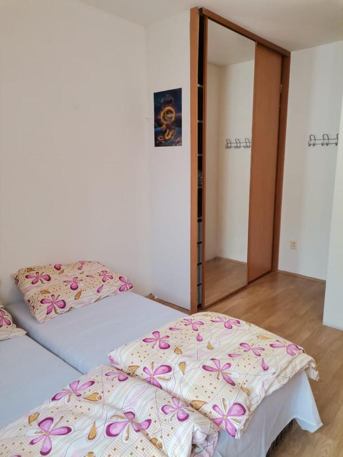 Anh' Private Rooms For Tourist Bratislava Luaran gambar
